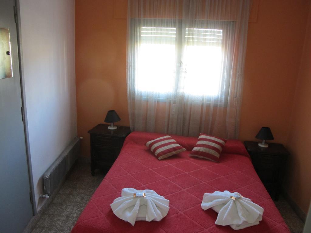 Bambi Hotel Ла-Фальда Экстерьер фото